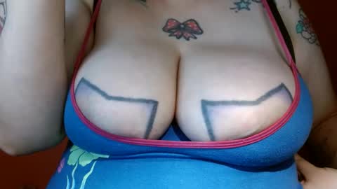 Snapshot of bianka_star_ chatting on 01/21/25, 11:02 bianca online show from 01/21/25, 11:02