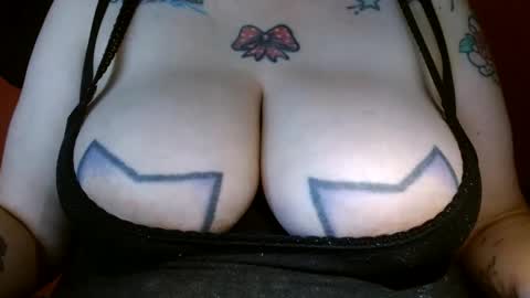 Snapshot of bianka_star_ chatting on 01/29/25, 03:15 bianca online show from 01/29/25, 03:15