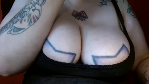 Snapshot of bianka_star_ chatting on 02/06/25, 12:16 bianca online show from 02/06/25, 12:16