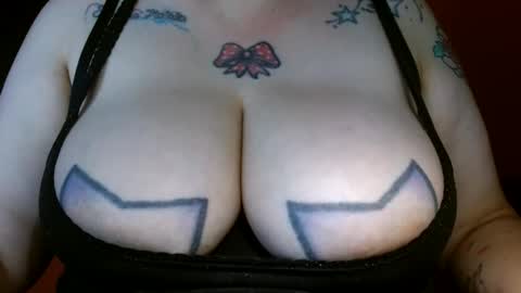 Snapshot of bianka_star_ chatting on 02/13/25, 12:21 bianca online show from 02/13/25, 12:21