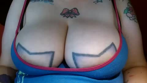 Snapshot of bianka_star_ chatting on 02/21/25, 12:17 bianca online show from 02/21/25, 12:17