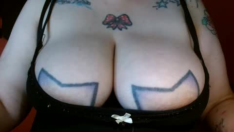 Snapshot of bianka_star_ chatting on 03/05/25, 12:33 bianca online show from 03/05/25, 12:33