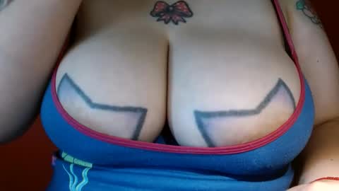 Snapshot of bianka_star_ chatting on 03/11/25, 12:17 bianca online show from 03/11/25, 12:17