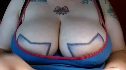 Snapshot of bianka_star_ chatting on 03/11/25, 03:45 bianca online show from 03/11/25, 03:45