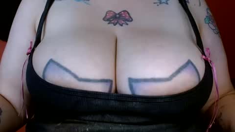 Snapshot of bianka_star_ chatting on 10/17/25, 03:03 bianca online show from 10/17/25, 03:03