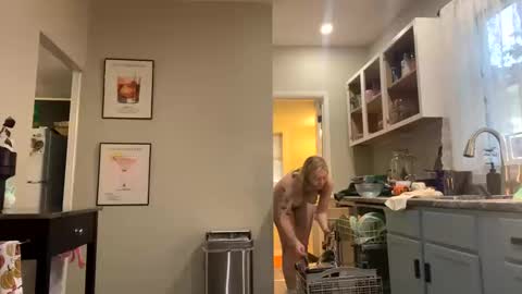 Snapshot of bibaby_ellie_ chatting on 10/11/25, 08:51 Ellie  online show from 10/11/25, 08:51