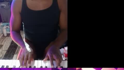 BicepsandFrot online show from 11/07/25, 02:55