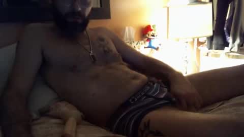 Snapshot of bidaddy83 chatting on 09/25/25, 09:24 bidaddy83 online show from 09/25/25, 09:24