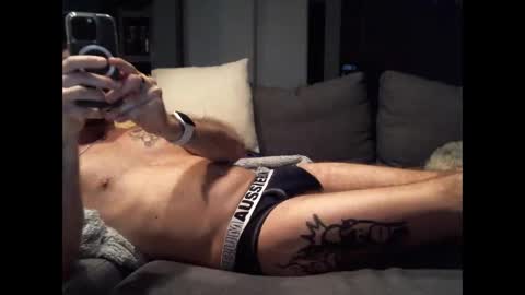 Snapshot of bidaddy83 chatting on 09/30/25, 07:13 bidaddy83 online show from 09/30/25, 07:13