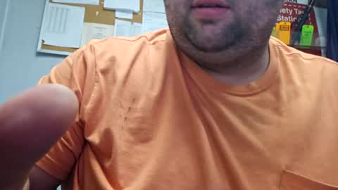 Snapshot of bienguero chatting on 08/08/26, 01:30 Bienguero online show from 08/08/26, 01:30