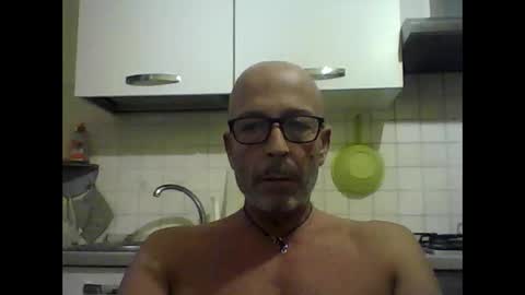 Snapshot of big23italy chatting on 09/21/25, 04:58 big23italy online show from 09/21/25, 04:58