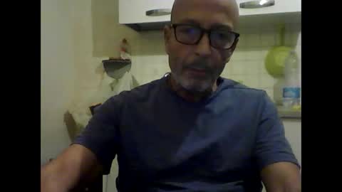 Snapshot of big23italy chatting on 09/29/25, 01:33 big23italy online show from 09/29/25, 01:33