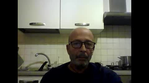 Snapshot of big23italy chatting on 10/05/25, 06:28 big23italy online show from 10/05/25, 06:28