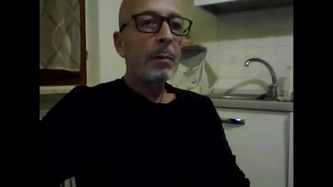 Snapshot of big23italy chatting on 10/07/25, 07:11 big23italy online show from 10/07/25, 07:11