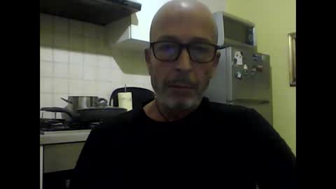 Snapshot of big23italy chatting on 10/14/25, 05:30 big23italy online show from 10/14/25, 05:30
