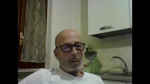 Snapshot of big23italy chatting on 05/25/26, 06:47 big23italy online show from 05/25/26, 06:47