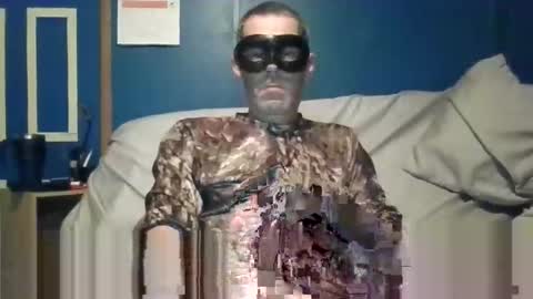 big9inchsnake online show from 12/18/24, 07:04