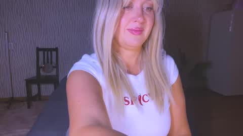 Eva online show from 12/04/25, 01:04