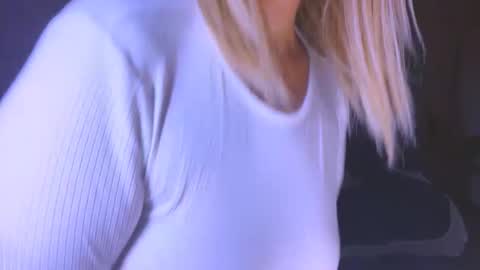 Eva online show from 12/19/25, 02:18