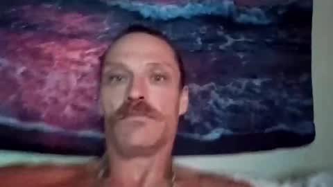 Snapshot of bigandtall1976 chatting on 10/01/25, 11:38 bigandtall1976 online show from 10/01/25, 11:38