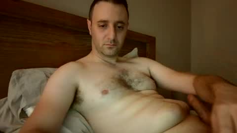 Snapshot of bigaussie4all chatting on 06/18/26, 12:00 bigaussie4all online show from 06/18/26, 12:00