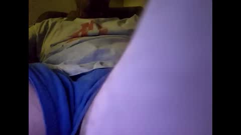 Snapshot of bigbadray69 chatting on 01/23/25, 01:08 Little cock online show from 01/23/25, 01:08