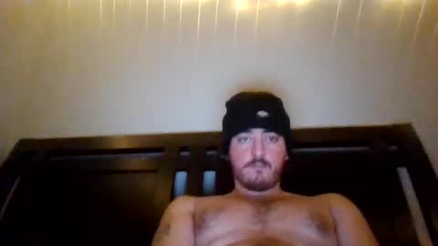 Snapshot of bigballzinface chatting on 01/14/25, 02:40 bigballzinface online show from 01/14/25, 02:40