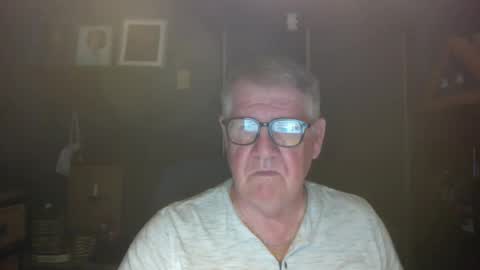 Snapshot of bigbeerdrinker1 chatting on 03/30/26, 04:02 bigbeerdrinker online show from 03/30/26, 04:02