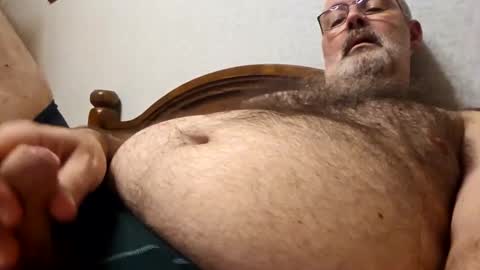 Snapshot of bigbibear88 chatting on 03/10/25, 06:12 bigbibear88 online show from 03/10/25, 06:12