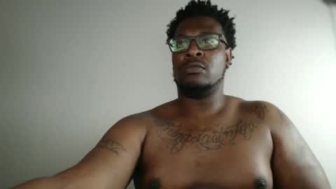 Snapshot of bigblack004 chatting on 11/07/25, 06:57 bigblack004 online show from 11/07/25, 06:57