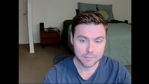 Snapshot of bigblueeyes9876 chatting on 06/07/26, 01:10 bigblueeyes9876 online show from 06/07/26, 01:10