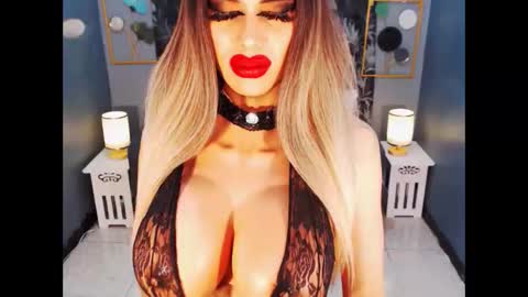 Loraine Cruz online show from 03/10/26, 06:13