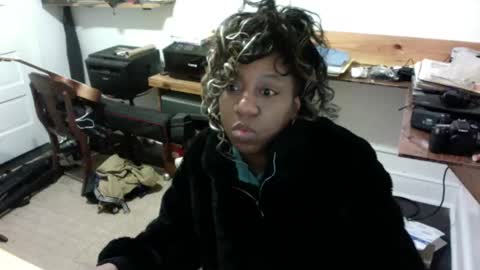 Snapshot of bigboobs_bouncin chatting on 03/22/26, 03:43 Ashley online show from 03/22/26, 03:43