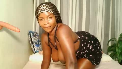 Vee online show from 04/13/26, 10:48