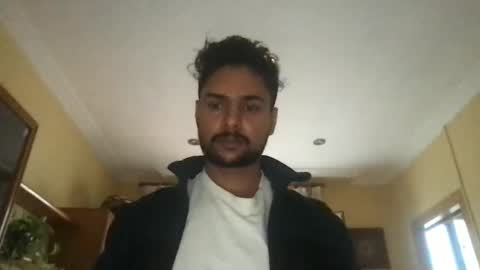 bigbrown_boy online show from 10/29/25, 07:43