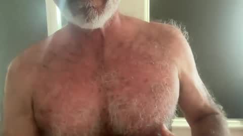 Snapshot of bigbush1 chatting on 06/22/26, 03:25 big bush online show from 06/22/26, 03:25