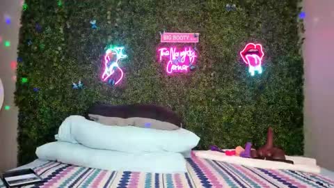 bigbuttsarena online show from 02/07/26, 09:24