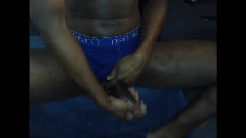 bigcalvin10 online show from 12/17/25, 07:42