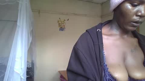 bigclit030 online show from 04/05/26, 12:57