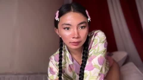 Yeng online show from 11/01/25, 06:32