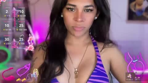 Snapshot of bigcockamanda23 chatting on 03/08/25, 01:47 queen amanda online show from 03/08/25, 01:47