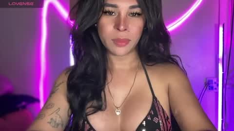 queen amanda online show from 06/17/26, 04:37