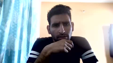 akash online show from 10/28/25, 07:45