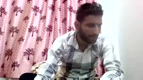 akash online show from 11/24/25, 09:42