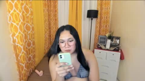 BABY LEXIE online show from 04/25/26, 06:16