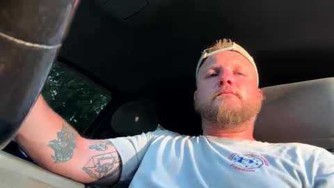 Snapshot of bigd886933 chatting on 09/14/25, 11:04 HoosierDaddy3i7 online show from 09/14/25, 11:04