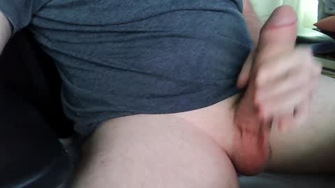 Snapshot of bigdaddy7359 chatting on 12/15/24, 01:22 Alex online show from 12/15/24, 01:22