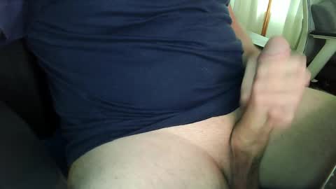 Snapshot of bigdaddy7359 chatting on 05/05/26, 07:44 Alex online show from 05/05/26, 07:44