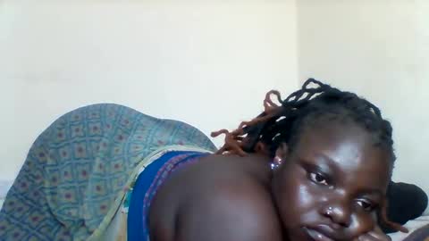 Snapshot of bigdarkass chatting on 01/22/25, 11:21 VIOLET online show from 01/22/25, 11:21