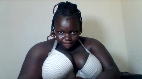 Snapshot of bigdarkass chatting on 01/29/25, 02:51 VIOLET online show from 01/29/25, 02:51